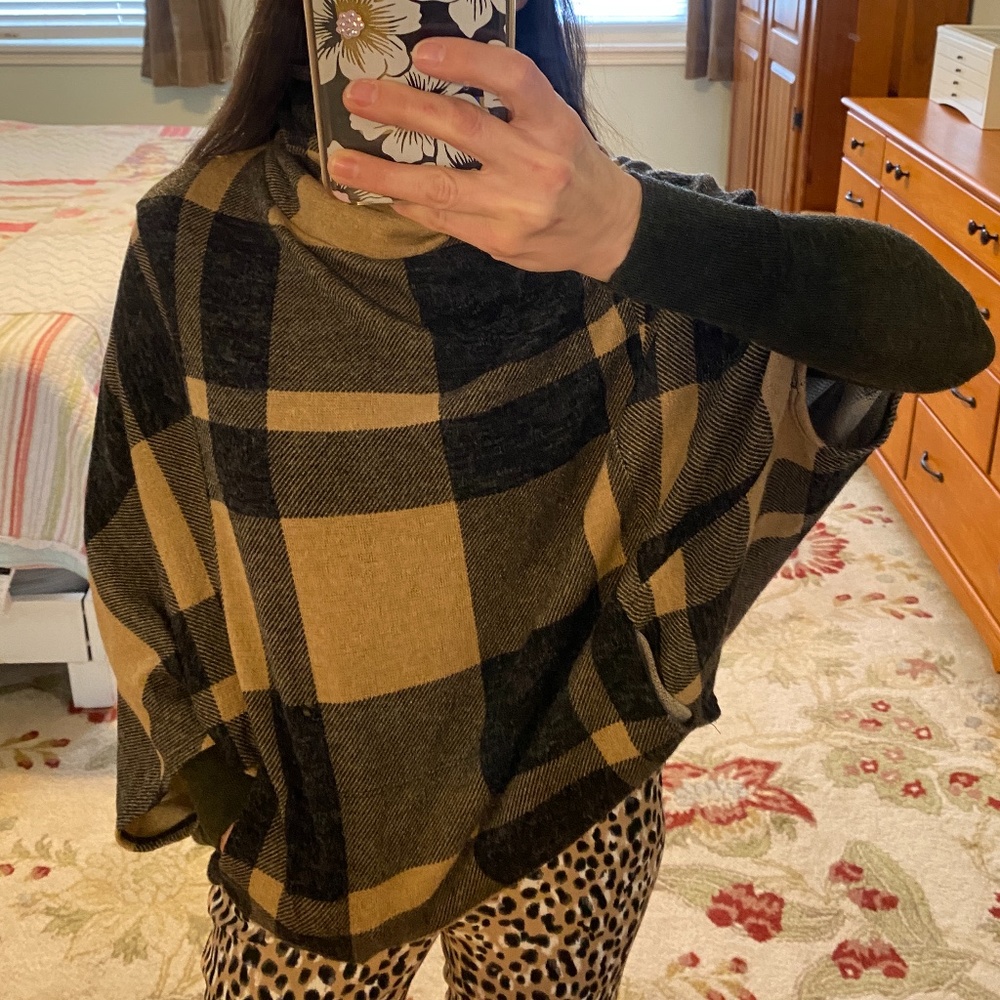 4/$12 or 3/$9 Plaid Poncho With Pockets